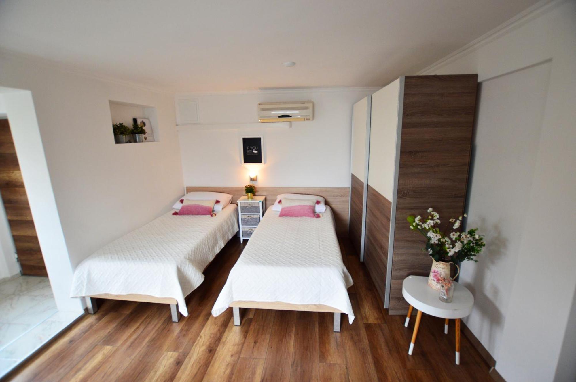 Apartment Kucica 扎达尔 外观 照片
